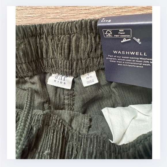 NWT Gap Boys Green Corduroy Pants - Picture 5 of 7
